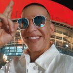 Daddy Yankee Instagram – Peerreee! 🇵🇷 los veo en La Meta a final de año en el Choli con un show completamente nuevo. Loco de cerrar una historia y empezar una nueva con todos ustedes! Los amo -DY ❤️‍🔥