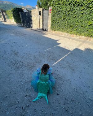 Dafne Fernández Instagram - Leer los nuevos guiones de #4estrellas aquí es MARAVILLOSO❤️‍🔥
