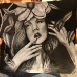 Daisy Coleman Instagram - Ms. Ivy is done! Just in time for the Holliday’s, too! 🎅🏼🎄❄️☃️ She’ll come with an autograph from yours truly and I will be taking the highest bidder #realism #blackandgreyrealism #portraits Excelsior Springs, Missouri