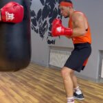 Damir Ismagulov Instagram - Работа на тяжелом мешке. Work on heavy bag. Cholpon-Ata