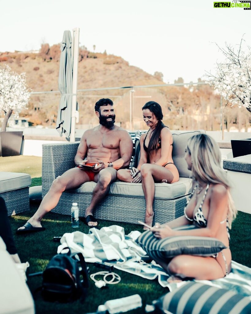 Dan Bilzerian Instagram - @ignite been getting the better pics of me, so I’m stealing this for my page Bel Air