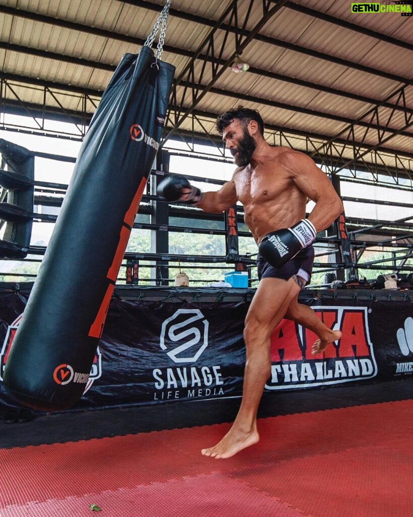 Dan Bilzerian Instagram - Everybody was kung foo fighting AKA Thailand