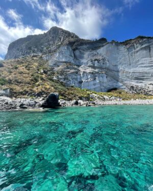 Daniela Collu Instagram - A Ponza i filtri non sono mai arrivati ♥️⚓️