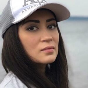 Dariya Voskoboeva Instagram - Свечи - это большая часть моей жизни ☝️, я подготовила тест для вас. Смахни влево 👉  и выбери свечу.
.
Свеча 🕯 № 1
Вам кажется, что вам трудно принять решение. Это вызывает у вас некоторое напряжение, которое усиливает ваши трудности. Кажется, что в этой ситуации есть и какой-то конфликт. Вам нужно сделать шаг назад, чтобы вы могли посмотрет на общую картину, и это позволит вам удалить блоки, и вы начнете смотреть на все с другой точки зрения.
Отбросьте сомнения, неопределенность, удалите блоки. Это позволит вам смотреть на все под другим углом, и это сделает прорыв в вашем мышлении, тем самым создав предпосылки для принятия верных решений.
.
Свеча 🕯 № 2
Вы безумно хотите преуспеть в своей профессиональной карьере и иногда из-за этого вы можете оказывать ненужное давление на себя и становиться нетерпеливым в результате. Таким образом не нужно оказывать давление на себя. Да, вы амбициозны, да, у вас есть большая внутренняя сила, вы спокойны, логичны и знаете, что нужно, чтобы выполнить свою работу!
Отпустите нетерпение и узнайте, что все придет к вам в божественном совершенном порядке.
.
Свеча 🕯 № 3
У вас очень интуитивная душа. Благодаря вашей работе и убеждениям вы знаете, что вы вдохновляете других на то, чтобы они реализовывали свой потенциал. Люди смотрят на вас и восхищаются вашей честностью. Вам пора продемонстрировать свои особые таланты миру. Следуйте своей интуиции и доверьтесь ей на 100%, так как она вас не подведет!
Пишите в комментариях подходит ли вам описание 🙏
.
.
#ДарияВоскобоева #осень #спб #экстрасенс #деньрождение