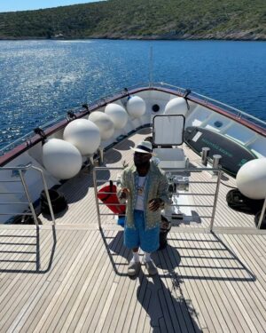 Davido Instagram - Yacht life!
Unavailable all summer!
@majorlazer remix out now!