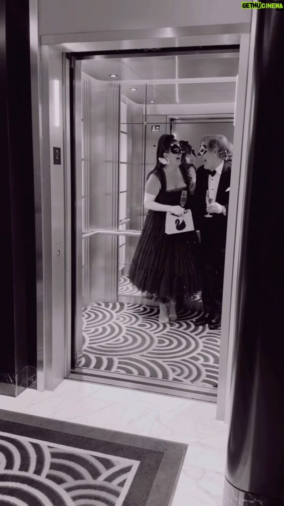 Dawn McCoy Instagram - But…ARE you ready for it?🖤🤍🦢 Day-to-Night Barbies go to the iconic Black & White Ball at the Waldorf Astoria Beverly Hills… Host: @thesupperclub Dawn’s dress: @hillhouse Matt’s tux c/o @friartux Dawn’s earrings & clutch: @kellygolightly