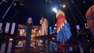 Deana Carter Instagram - In case you missed it, here I am on @maskedsingerfox! So much fun! #TheMaskedSinger