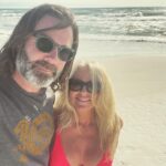 Deana Carter Instagram - Such an AMAZING Birthday today!! #THANKYOU from the bottom of my heart for all the love and well wishes! I am sending them right back to you for a beautiful 2023. ❤️ We are all so very blessed and I so appreciate all the love! Thanks to Jim and my entire family for a great day today. Amazing how life just keeps getting better!🙌🏻💝