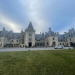 Deana Carter Instagram - Wonderful visit today around @biltmoreestate in #AshevilleNC ! HIGHLY recommend if you haven’t seen it yet?? 🏰 💕🎄 Biltmore Estate Ashville Nc