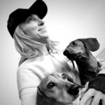 Debbie Gibson Instagram - And then there were 2 … ❤️🐶 ❤️🐶 I had this beach scenario planned for our pack of 3 🐶 🌈coming up and I’m not gonna woulda coulda shoulda cuz the Universe has plans so far beyond what we can comprehend and those hindsight 20/20 glasses are apparently sold out. But we have been bonding and processing as a pack. As a family. I’m so happy to have this moment to breathe and to feel everything because each loss we go through brings back previous loss in my experience. I’m very serene, just introspective and taking stock of what and who is important in my life. I’m very intentional with my love and energy which always feels authentic. Extra vulnerable but, I wouldn’t have it any other way. If you love hard , you’re gonna feel loss hard. And funny enough , in the wake of so much loss in the past couple of years I can only foresee loving even harder. Tomorrow is 35 Years of Lost in Your Eyes. I don’t have any fancy post prepared as things have been kinda wild and I do my social media stuff myself. Just plan to talk to you all visually or through words. The music and how you’ve all embraced it says it ALL !!! I look forward to sharing your stories and posts and please invite me to collab. Maybe one will strike my fancy ! G’night everyone 🤍 #beach #dog #dogmom #dachshundsofinstagram PS Thank you @lecafedelaplagemalibu for my amazing hoodie ! 🩵 Malibu Beach