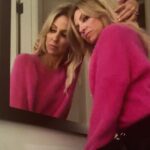 Debbie Gibson Instagram – My favorite pink sweater and me 💞

Post Show Friday Night 12/8 🎵 

Swipe for all the variations on the theme🍸

#wednesday #wednesdaymotivation #sweater #sweaterweather #stellamccartney 

Shout out to @Skyla.Ann at @stellamccartney in LV for helping me pick the perfect fit … cute but just baggy enough to feel cozy ! We had FUN finding it 💗 Burbank, California