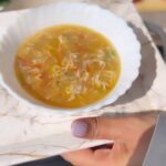 Debina Bonnerjee Instagram – A super easy fulfilling chicken soup which you can easily try this Christmas 🎄🎅
.
#chickensoup
