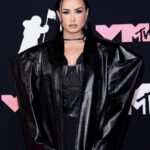 Demi Lovato Instagram - First batch of pics from last night - red carpet look first! #vmas #mtv Prudential Center