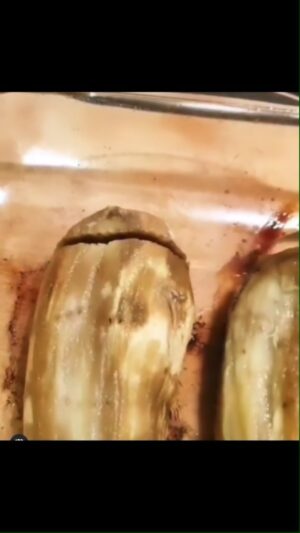 Derya Beşerler Instagram - Kendi kendime çok eğlendim😂 @al_sana_yemek tam bana göre tarifler şahanesiniz👏🏻☺️
