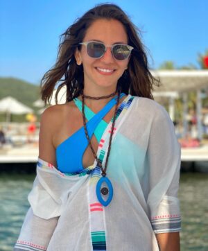 Derya Beşerler Instagram - Rengarenk bir Pazar dilerim herkese! 🌈Sınavdan çıkan genç arkadaşlarım, umarım hepiniz istediğiniz bölümleri kazanırsınız🙌🏼🧿