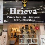 Deshna Dugad Instagram - When in pune do visit this store ❤️🧿 You will get premium quality accessories here 😍 @hrievajewels @bhatewarapranjal . #deshna #deshnadugad