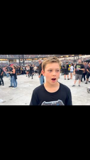 Devon Sawa Instagram - We’re in the fuck**g snake pit!!!! Thanks @spencerink and @iceninekills