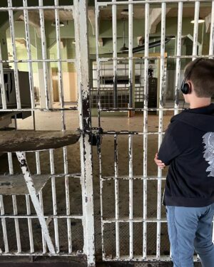 Devon Sawa Instagram - He was absolutely fascinated this day. Alcatraz.