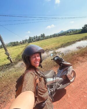 Diana Nicolau Instagram - Selfie dump 🤳 

(Saving the best for last) 😎

#cambodia #backpacker #solotraveller