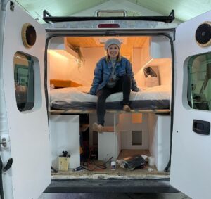 Diana Nicolau Instagram - Van Lorenza 🚐
My dream came true 🥹

•
9 months after 🔨
#vanlife #vanproject #vanlifeportugal @project.vanlife 
👏🏻 @despert.builders