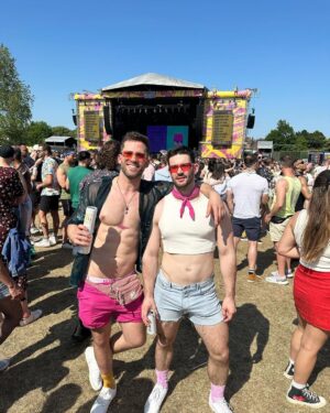 Dino Fetscher Instagram - ✨🌈 Hoopla Sunday ✨🌈