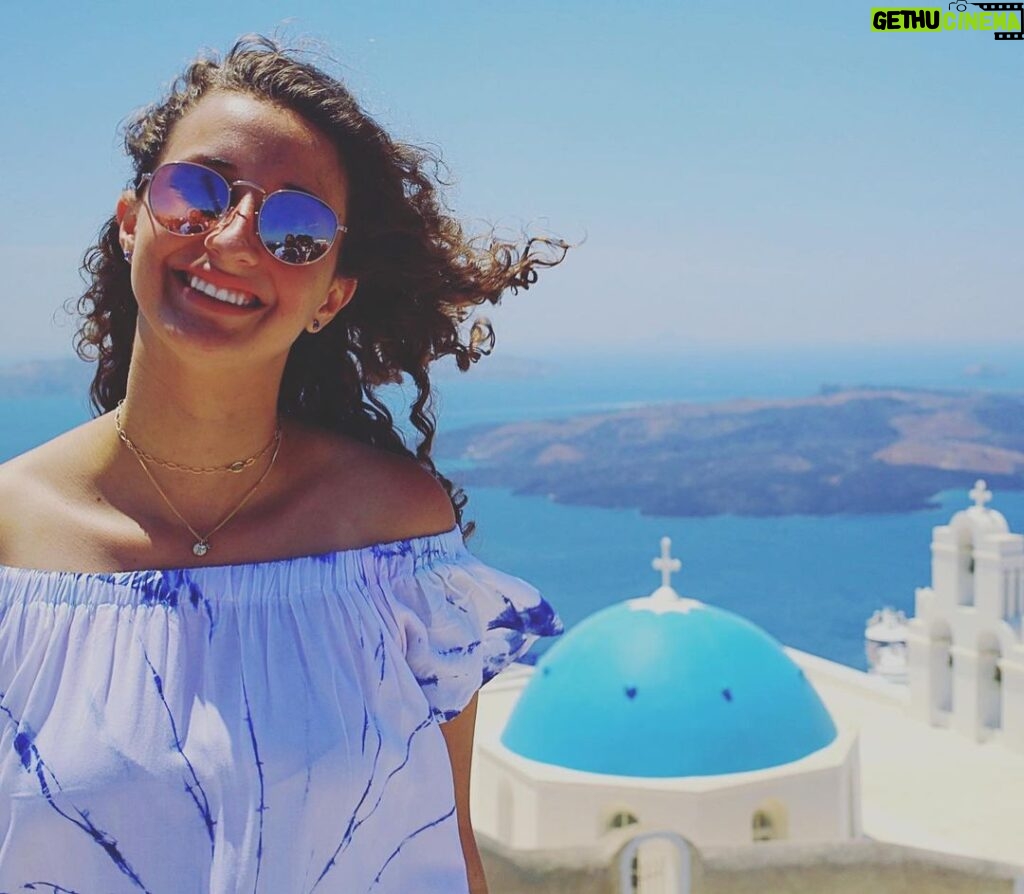 Dixie Carter-Salinas Instagram - Happy National Daughters Day to the precious girl who made me a mama. I love u sooooo much. #nationaldaughtersday Santorini, Greece
