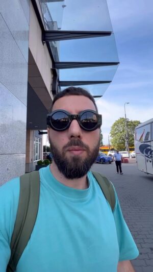 Dmitriy Romanov Instagram - Давайте? Так а мне не надо!