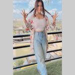 Dolly Chawla Instagram - ☀️😎😎