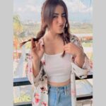 Dolly Chawla Instagram - ☀️😎😎