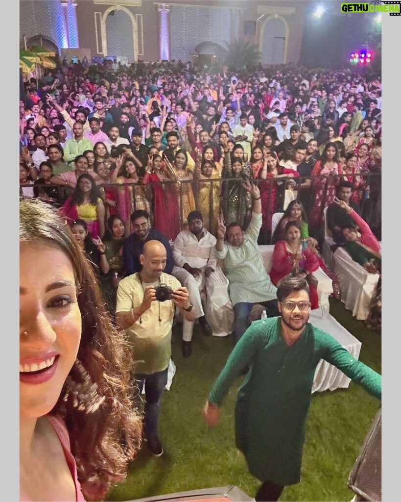 Dolly Chawla Instagram - About last night ✨✨ Patna ❤️you were amazing Thank you for your love @radiomirchipatna @tamanna_events_official @mirchibangla983