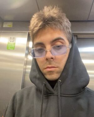 Don Patricio Instagram - Es verano ya? Quiero sacar música🥵