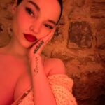 Dove Cameron Instagram - home, when i’m not. 🇵🇹 feliz natal 🧸✨🥮🩰🎻🌙 !!!!!!