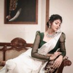 Drishya Raghunath Instagram - വീണ്ടും ഒരു വിഷുക്കാലം കൂടി.... ആഘോഷിക്കാം ഈ വിഷു സ്വയംവരക്കൊപ്പം.✨️💛 #vishuwithswayamvara Inframe : @drishya__raghunath Costume : @swayamvarasilksindia Videography:@basil_kanjirathingal Styling  : @leirakuncysiby MUA :@lilly_shaneesh_makeup Song credit:@sreeranjinikodampally #swayamvarasilksindia #swayamvarasilks #drishyaraghunath #drishya #drishya_ragunath  #actress #instagram #instagood #instafashion #fashion #style #kerala #keralagallery #trendingreels #trending