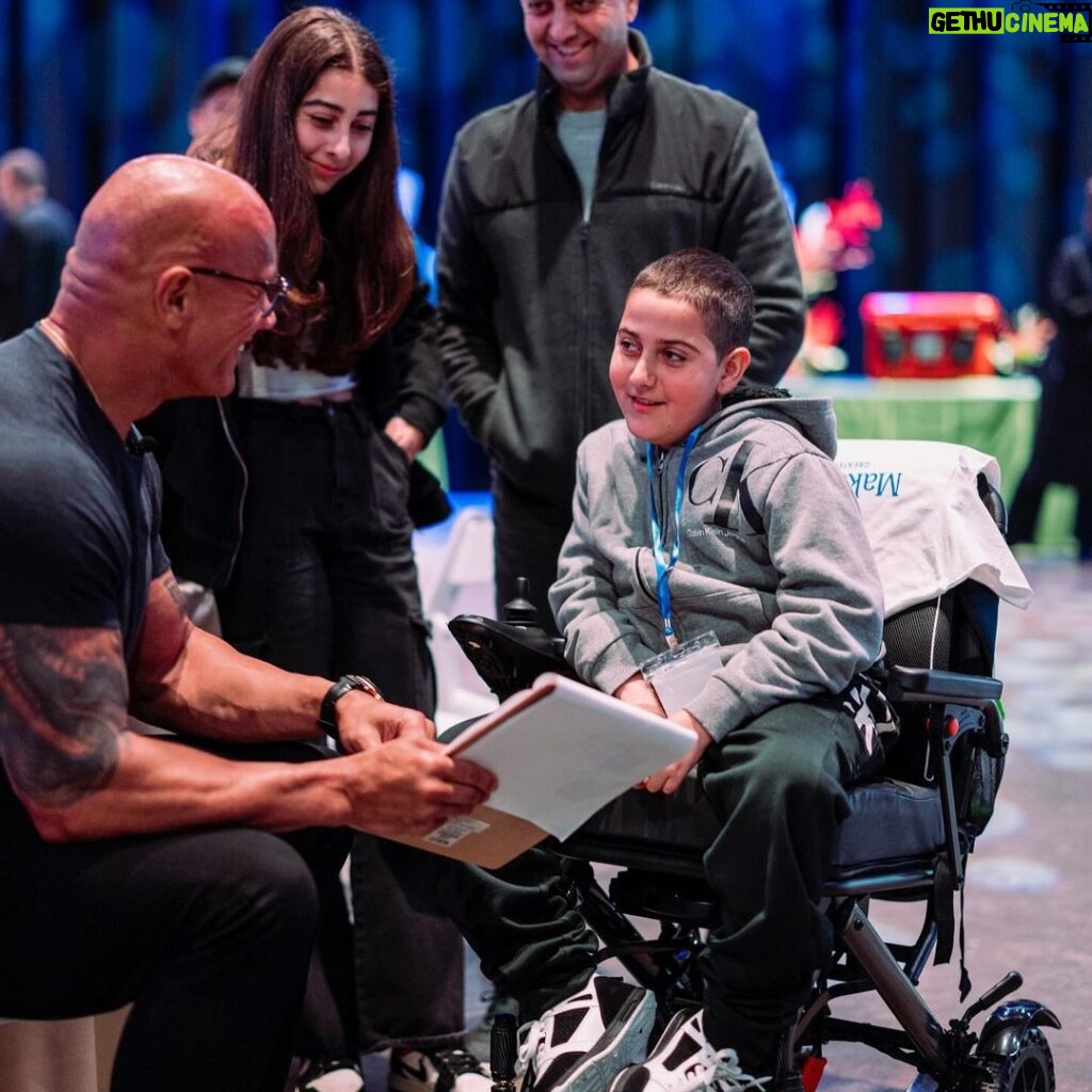 Dwayne Johnson Instagram - This is Eric Margaryan of @makeawishamerica He’s 11 and he’s awesome! Eric’s wish was to meet me. This kid’s got a deep soul and so much going on in his heart and behind his eyes. I was honored to make his wish come true. He presented me with the most beautiful gift An authentic ARMENIAN duduk 🪈 He knows I love music so I was really moved by his thoughtful gift. I got a big laugh out outta him when I said, “this gift is PERFECT, I have ARMENIAN BABIES AT HOME!” 😂❤️ Lots of negativity and toxic stuff out there in the world, but there’s a lot of good stuff and good people out there too, and David is one of them. #MakeAWishDay #21Kids #BestDayEver