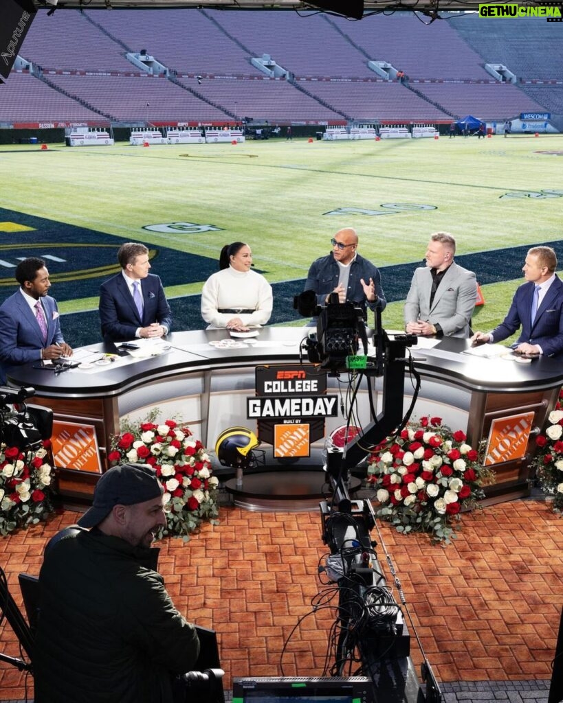Dwayne Johnson Instagram - Cup of morning unleaded, evil smile, seconds away from going on-air LIVE 😈 Awesome time on @collegegameday ✔️ UFL United Football League Our season officially kicks off March 30th
