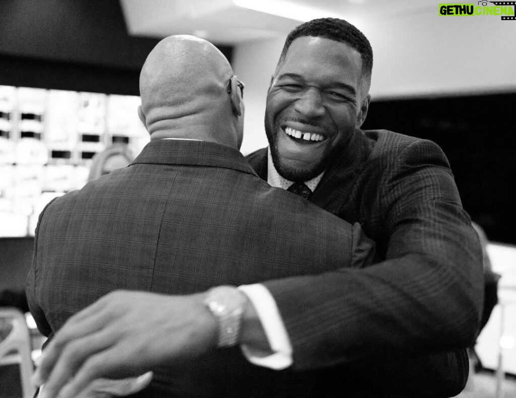 Dwayne Johnson Instagram - Very cool (and emotional) moment to share with the legendary GOAT @jimmyjohnson4616 - giving Jimmy his flowers for his induction into the @dallascowboys RING OF HONOR. This @nflonfox team is the best in the business and what a moment I was very grateful and privileged to share with them. @michaelstrahan @jayglazer Howie Long Terry Bradshaw Curt Menefee @foxsports @canesfootball #UFL