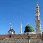 Dwi AP Instagram - Berawal dr pasang wallpaper di handphone photo masjid nabawi yg sy dapet dr google, tp hari ini Allah Azza Wa Jalla memberikan sy kesempatan untuk bs melihat lgsg megahnya masjid yg dibangun oleh NABI MUHAMMAD SHALLALLAHU ‘ALAIHI WA SALLAM. Dan kali ini sy pasang photo hasil jepretan sendiri bukan dpt dr google lagi. 😊 NO WORDS TO DISCRIBE HOW HAPPY I AM TO BE HERE. Masyaallah Tabarakallah 🙏🏼 #noedit #masjidnabawi #madinah Masjid Nabwi - Al Madinah Al Munawarah