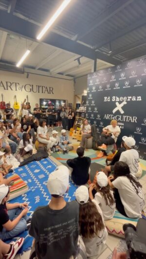 Ed Sheeran Instagram - Went to see some music school kids today in Dubai ! Off to the stadium now for the first show see you all l8er x