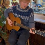 Ed Sheeran Instagram - Merry Christmas everyone, thank you for everything this year xx
