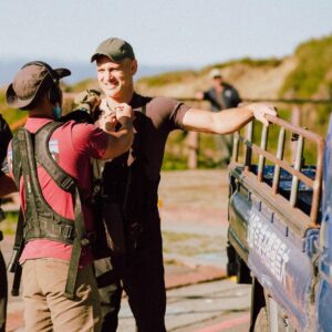 Ed Stafford Instagram - Ep 7 is different. It’s the behind the scenes from 3 series or First Man Out. How we made it. What mistakes we made. What I learned along the way. Tonight at 9 on @discovery_uk 🇬🇧 

#survival #survivaltactics #survivalskills #tv #behindthescenes