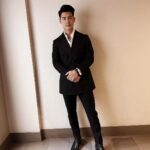 Eddie Liu Instagram - 🔲🔳 Thank yous to Styled by @benjaminholtrop @emilykejohnson Grooming @caitlinkrenzbeauty Wearing @omega @rey_rey_official @samirbachkamiofficial @loupn_collection