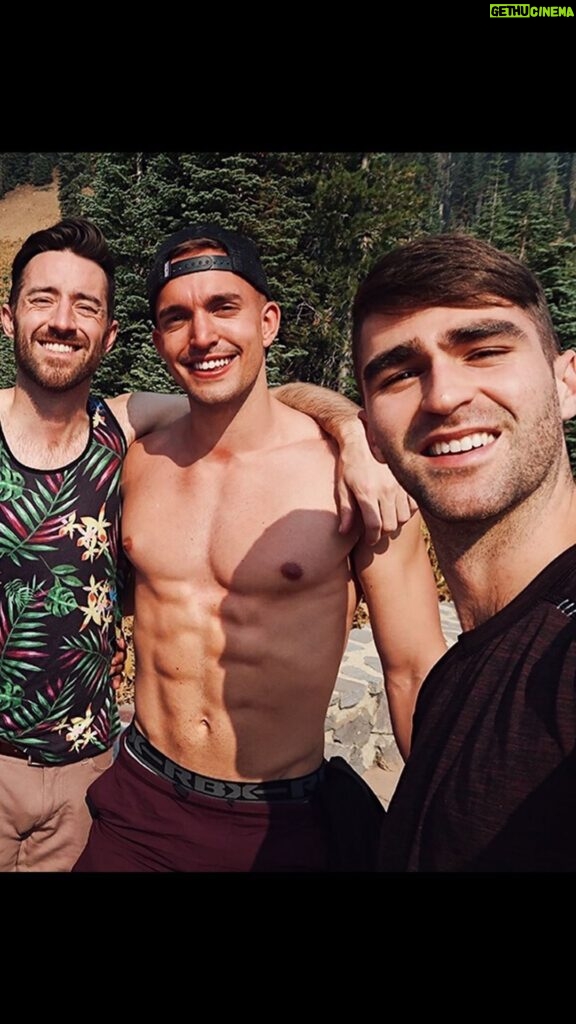 Eduardo Sanchez-Ubanell Instagram - Went camping with some friends in Manzanita Lake, California 🏕