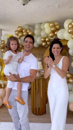 Ektor Rivera Instagram - Gender reveal…🤍