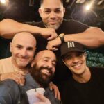 Ektor Rivera Instagram - Conectando en 🇵🇷 con mis 90’s. Hermanos que me conocen desde que usaba dreadlocks y hacía graffitis en la calle. Interminables las historias, seguimos igual de inmaduros.😂🖤🔥 @jocgomz @martir.omar @raymondbodonn (faltan 2 o 3). Puerto Rico