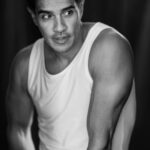 Ektor Rivera Instagram - New headshots by the best 👉 @joellyrodriguezstudio Poniéndome al día, desde Loíza, Puerto Rico. 🇵🇷🙌