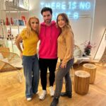 Elena Tsavalia Instagram - Ήταν ένα Σάββατο με αγαπημένους❣️ Να μας ERTHEτε και να μας ξαναERTHEτε @solontsounis @giota_tsimprikidou @aggelosandrianos ❤️❤️❤️ #ertheconceptstore #café #eatery #bakery #grocery #healthyfood #healthylifestyle #meetingpoint #friends Erthe Concept Store