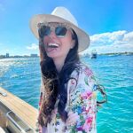 Elisabetta Fantone Instagram - Laugh until your belly hurts, hug like you never want to let go, love without boundries, dance like no one is watching, live life to the fullest because we only have one and never let anyone or this world dictate your happiness. Happiness is a choice and it's free. You don't owe anything to anyone. We are all deserving of living this life to the fullest. It's yours and no one else's. So let your light shine. 2021 you've been wonderful because I wanted you to be. Because I'm grateful for the memories we created, for my family and my friends and for this beautiful state I get to call home. I wish for 2022 to bring peace, health and healing to all. I wish for people to unite, respect and love each other and live free of fear. #HappyNewYear to all! 🙏🤍 . . . . #love #life #happiness #2022
