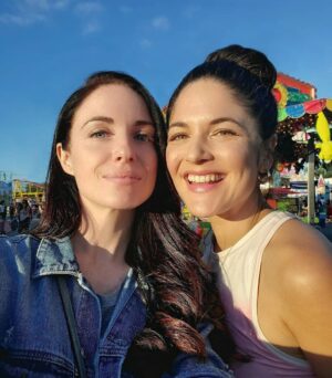 Elisabetta Fantone Instagram - What an epic weekend with family and friends filled with so much laughter and fun! Thank you @miamiyouthfair You brought back so many childhood memories. Can't wait 'till next time! 
Scroll to see how much fun this place was!
-
@urbanwit 
-

#Miami #Fair #MiamiYouthFair #oldschool #arcardes #rides #amusementpark #christmastime #holidays #miamievents