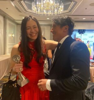 Elizabeth Chai Vasarhelyi Instagram - Thank you @jimmychin @allwomeninmedia for my g-spot in the EGOT…. @annacmbarnes @pagandharleman @angelcollinson @justinedupont33 @sarahmcnairlandry @genegallerano @la_schwa26 for making #edgeoftheunkown everything it is. Thank you to @natgeo @courteney_monroe @c_albert for believing in this superb series. It’s extraordinary to see so many female lead projects celebrated we are in great company. Thank you #gracieawards for recognizing my excellent performance on behalf of my husband! 🤦🏻‍♀️ dress @oscardelarenta @carolyntangel photo @wilskung