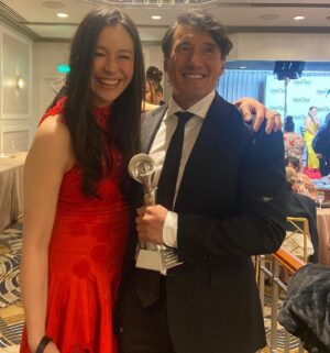 Elizabeth Chai Vasarhelyi Instagram - Thank you @jimmychin @allwomeninmedia for my g-spot in the EGOT…. @annacmbarnes @pagandharleman @angelcollinson @justinedupont33 @sarahmcnairlandry @genegallerano @la_schwa26 for making #edgeoftheunkown everything it is. Thank you to @natgeo @courteney_monroe @c_albert for believing in this superb series. It’s extraordinary to see so many female lead projects celebrated we are in great company. Thank you #gracieawards for recognizing my excellent performance on behalf of my husband! 🤦🏻‍♀️ dress @oscardelarenta @carolyntangel photo @wilskung